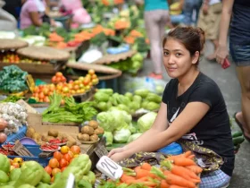 Miss Tindera by Randy Batiquin